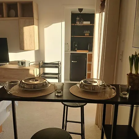 Chambre Chez L'Habitant Bed and Breakfast